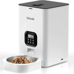 Automatic pet feeder with dry food.