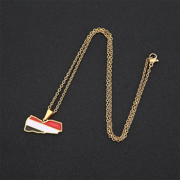 Gold necklace with Yemeni flag pendant.