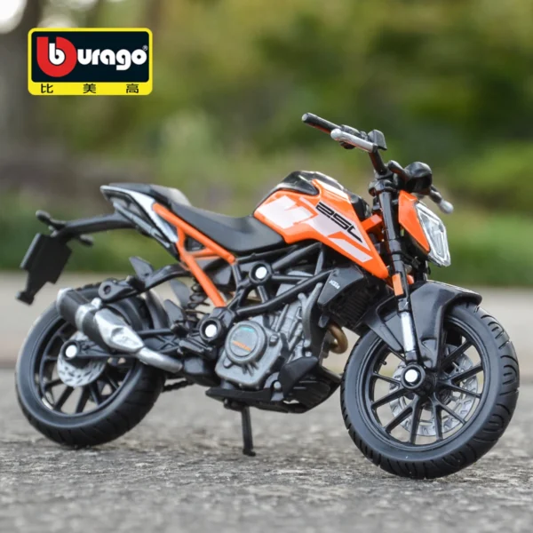 Bburago 1:18 KTM 250 Duke Authorized Simulation Alloy Motorcycle Model Toy Car Gift Collection