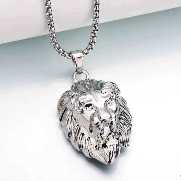 Silver lion head pendant necklace