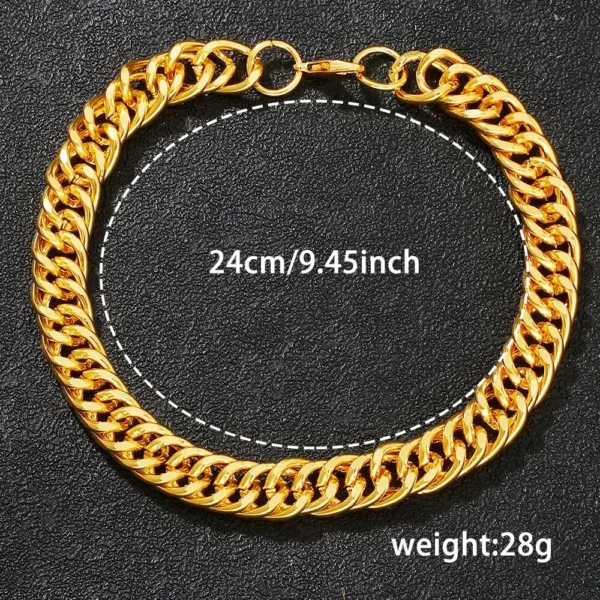 Gold chain bracelet with clasp.