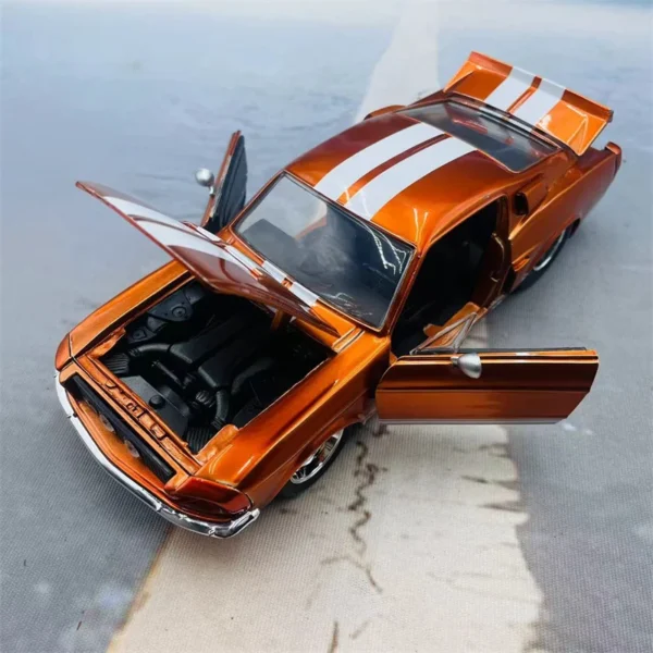 Jada1:24 Ford Shelby GT-500 alloy car model display for children's gift collection - Image 5